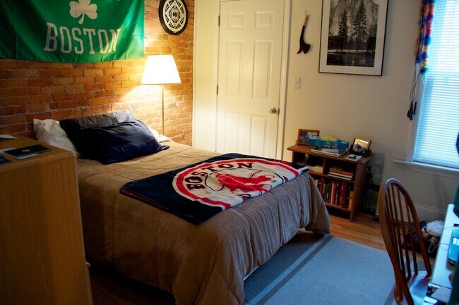 Foto del edificio - 23 Aspinwall Ave