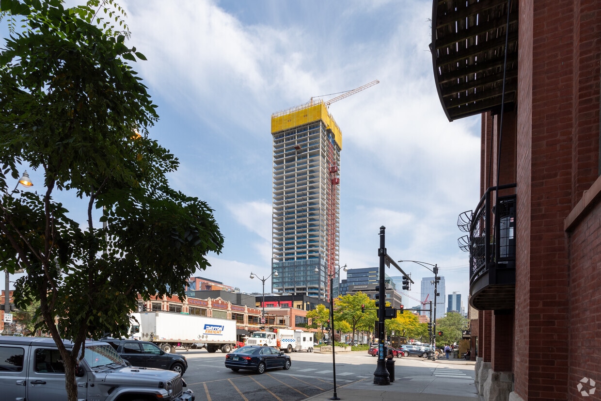 900 W Randolph St, Chicago, IL 60607 Apartments 900 W Randolph St