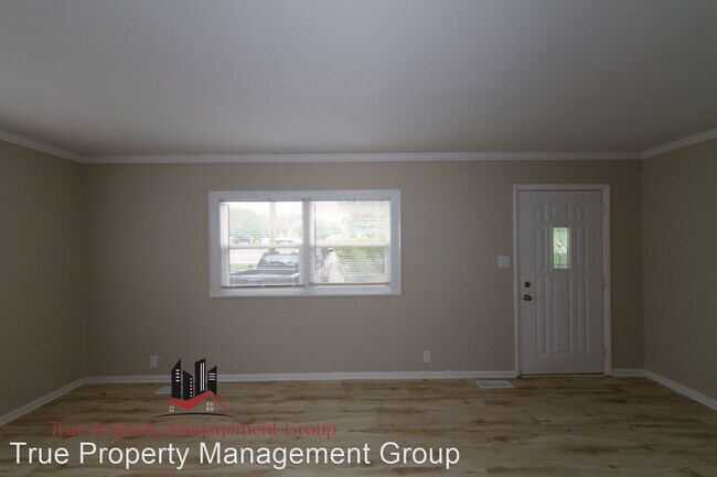 Foto del edificio - 3 br, 1 bath House - 3217 E 46th St