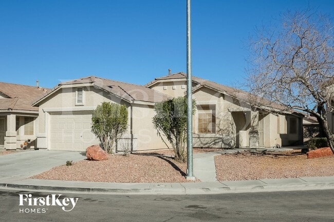 Foto del edificio - 3732 Sorrowing Sparrow Ct