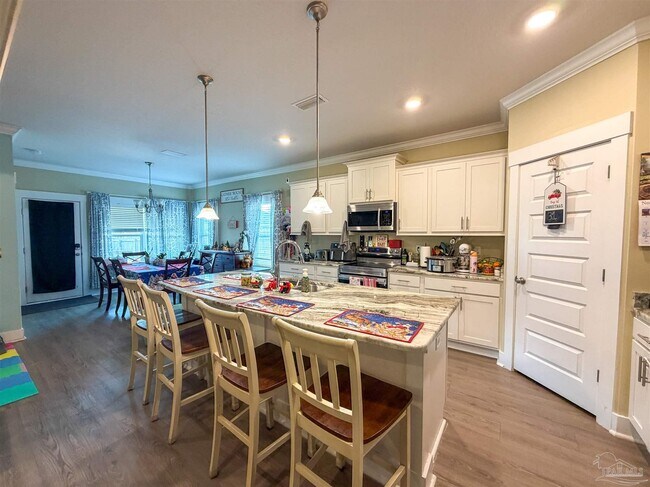 Foto del edificio - 12509 Windsor Dr