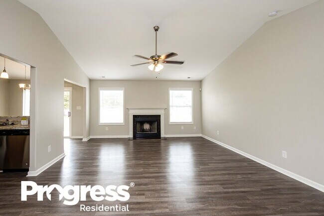 Building Photo - 1007 Astoria Dr