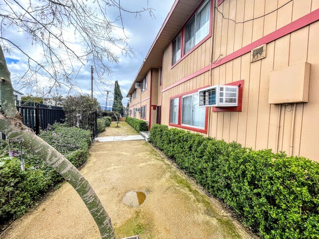 Foto del edificio - 11620 Sylvan St