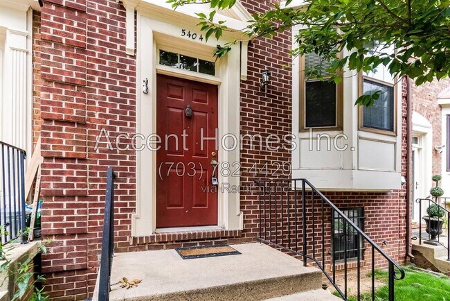 Foto del edificio - 5404 Barrister Pl