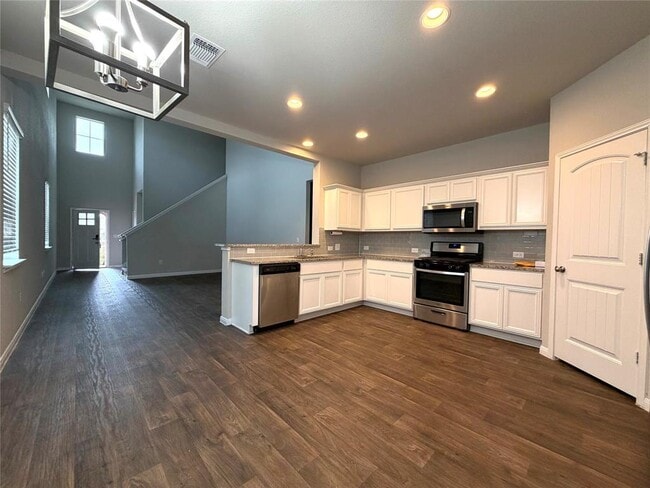 Foto del edificio - 14017 Macquarie Dr