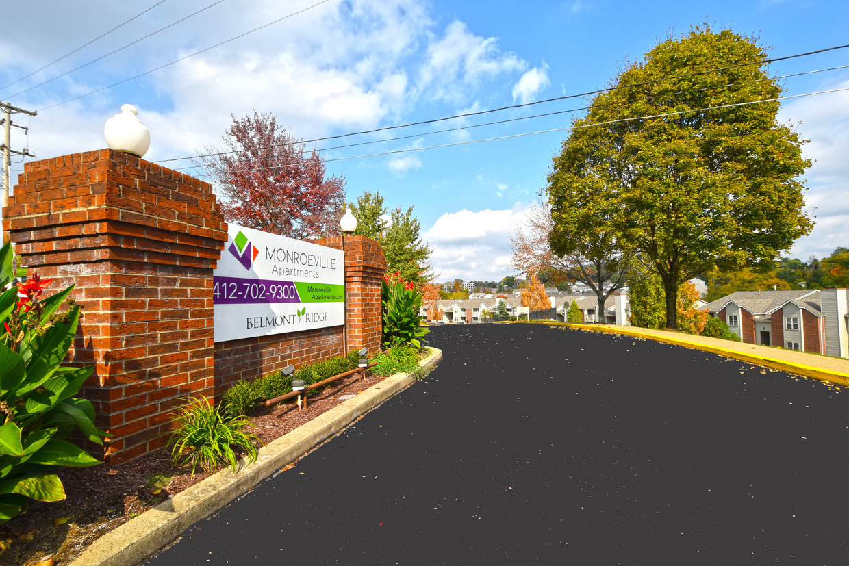 Community entrance - Monroeville Apartments at Belmont Ridge