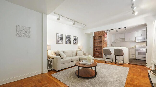 Foto del edificio - 875 JFK Blvd E
