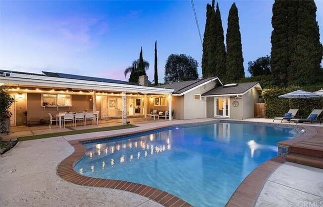 Photo - 18332 Rainier Drive House