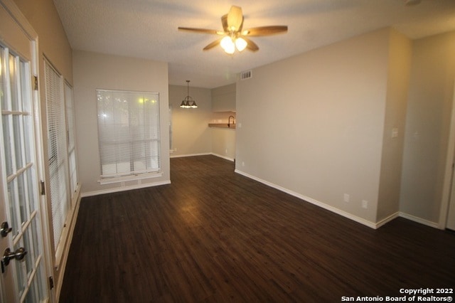 Building Photo - 8611 Datapoint Dr