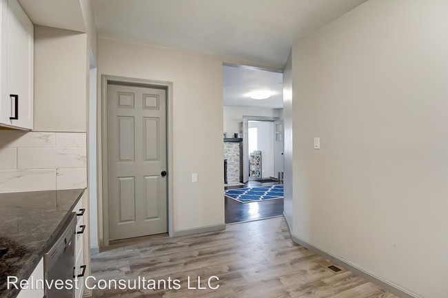 Building Photo - 4 br, 1.5 bath House - 2611 Bellevue Avenue