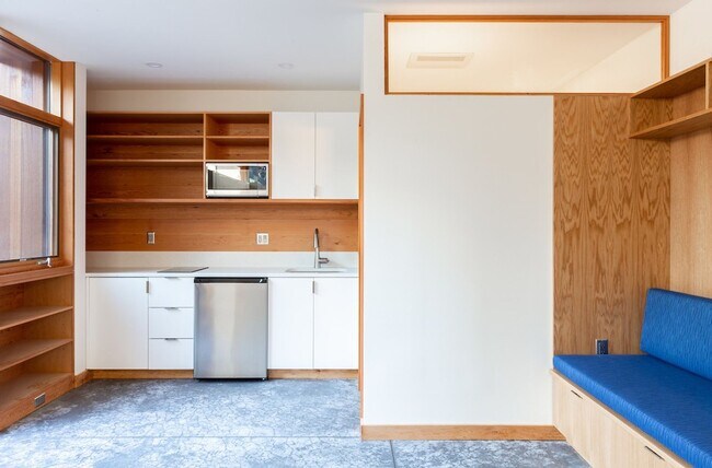 Foto del edificio - Modern, Standalone Studio in NE Portland R...