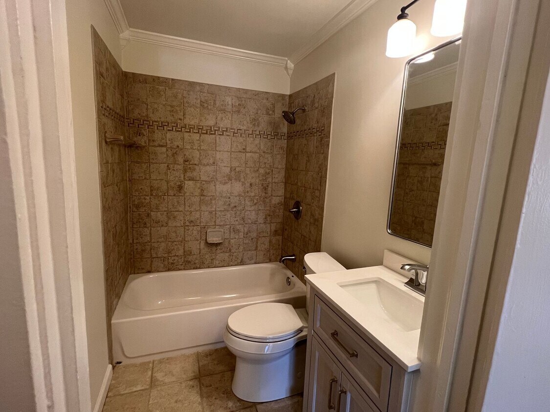 1303 Wellman Ave NE, Huntsville, AL 35801 House Rental in Huntsville