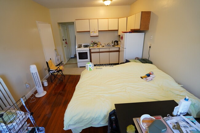 Foto del edificio - 1120 Commonwealth Ave