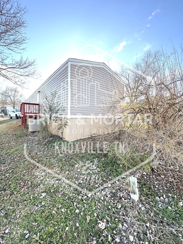 Foto del edificio - 3616 Somerset Ln