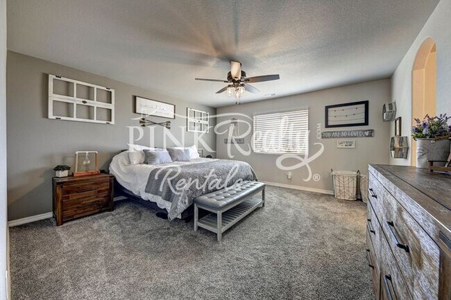 Building Photo - Newer 3 Bedroom, 2.5 Bath Home Close to Po...
