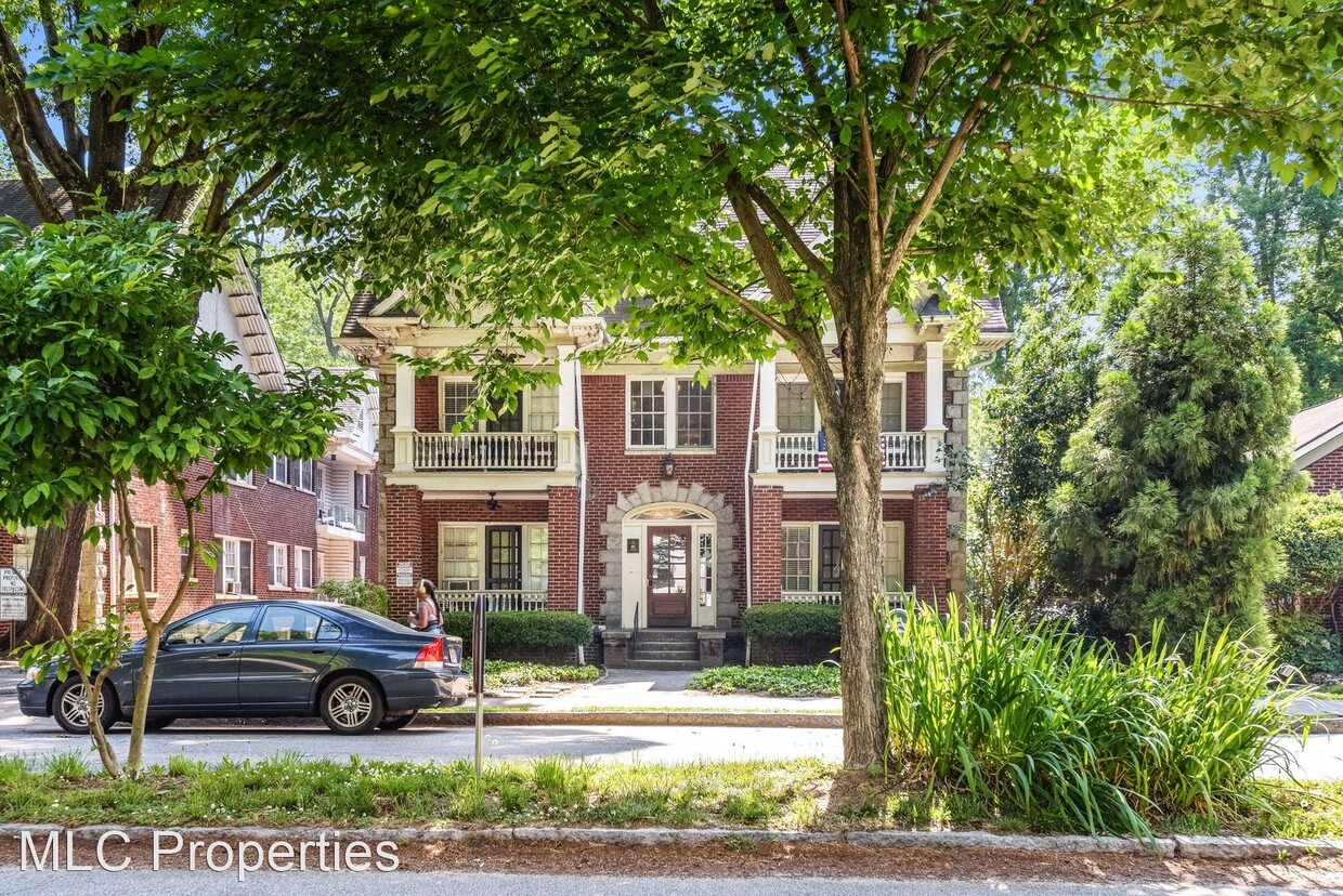 Foto principal - 873-873 Charles Allen Dr NE