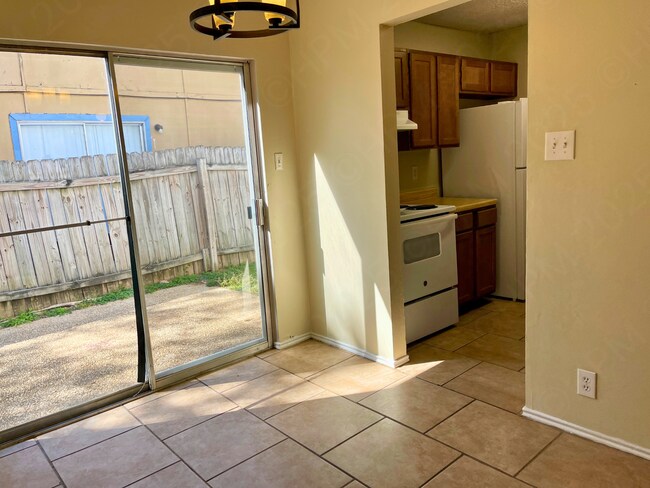 Building Photo - 8808 Meadow Range St