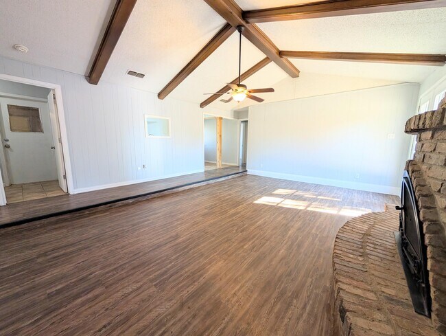 Foto del edificio - 4403 58th St