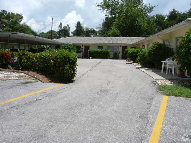 Alternate Building View 3 - Gateway Apartments