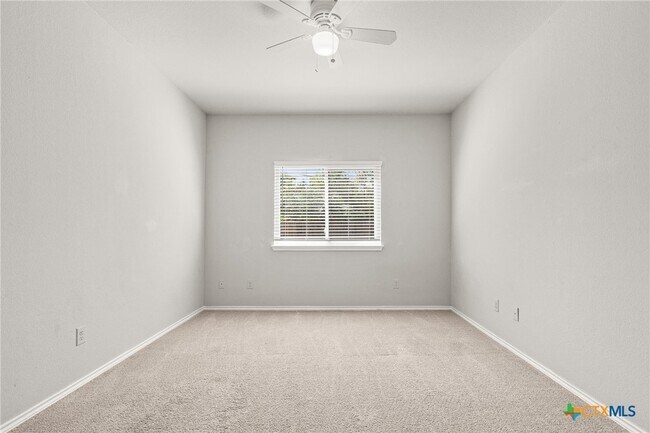 Foto del edificio - 5806 Chuckwagon Cir