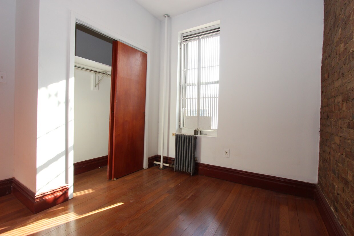 Foto del edificio - 144 W 109th St