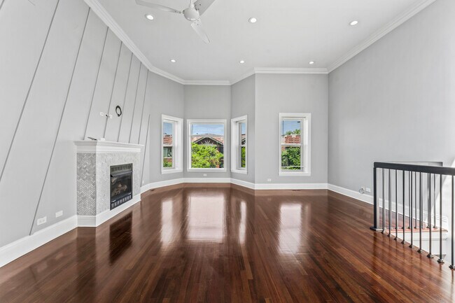 Foto del edificio - 4839 S Vincennes Ave