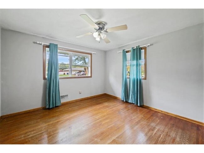 Building Photo - 237 Motel Ave