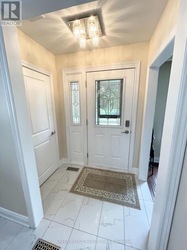 Photo du bâtiment - 30 Tapley Dr