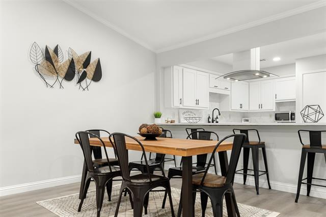 Foto del edificio - 326 Candlewood Pl