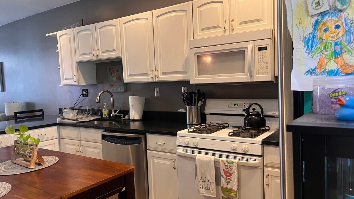 Foto principal - 771 E 6th St