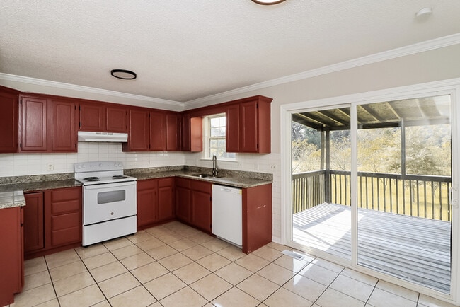 Foto del edificio - 156 Cook Rd NW