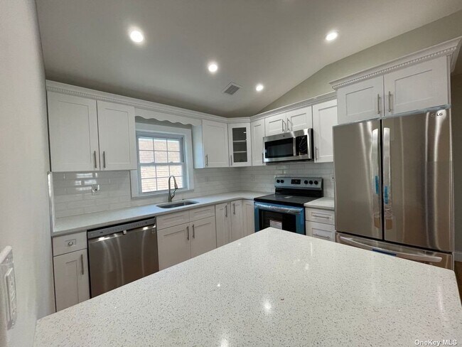 Foto del edificio - 205-15 100th Ave