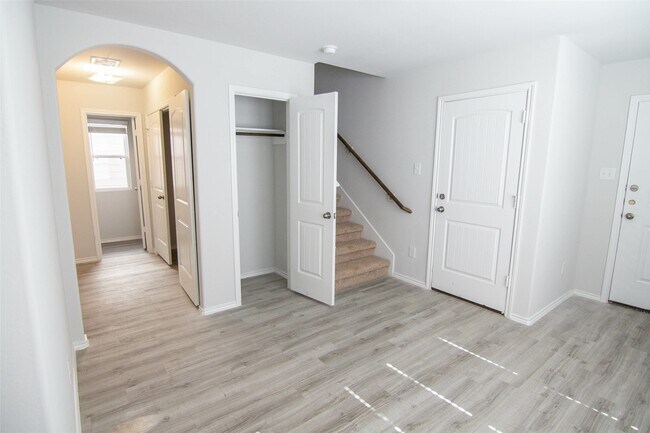 Building Photo - 3546 Bartolo Brush Ct