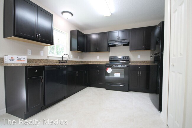 Building Photo - 3 br, 2 bath House - 4864 SE 137th Pl