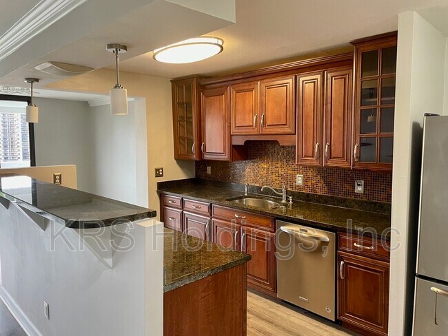 Foto del edificio - 6101 Edsall Rd