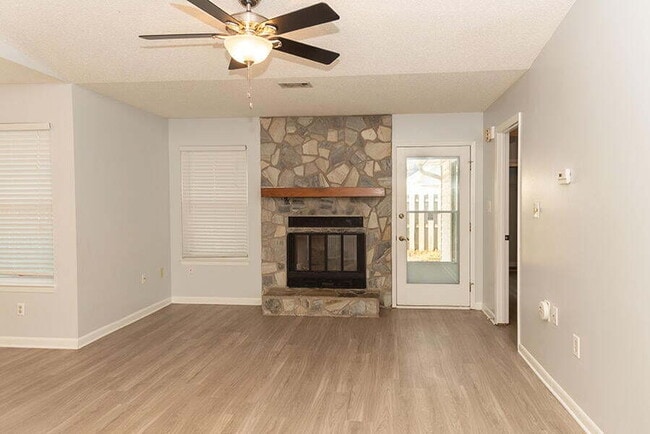 Foto del edificio - "Charming 3-Bedroom Retreat in Mary Esther!"