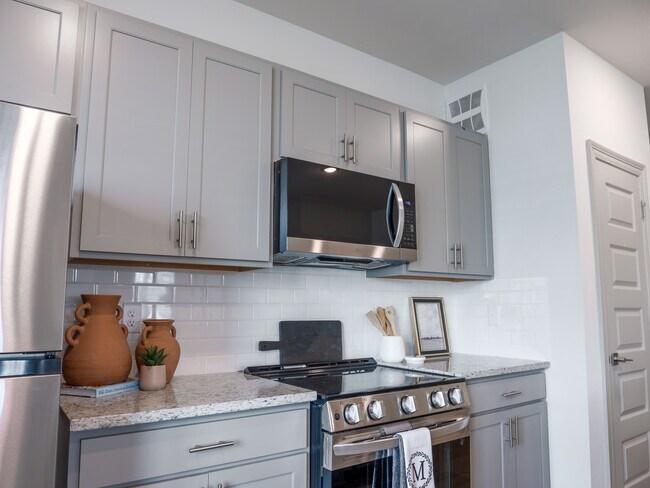 El Cabernet: 1 habitación, 1 baño - Cocina - The Waters at McGowin