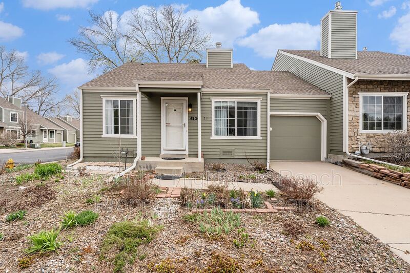 Foto principal - 4750 S Dudley St