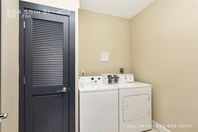Foto del edificio - 554 55th St - 402 - 3 beds, 2 full baths