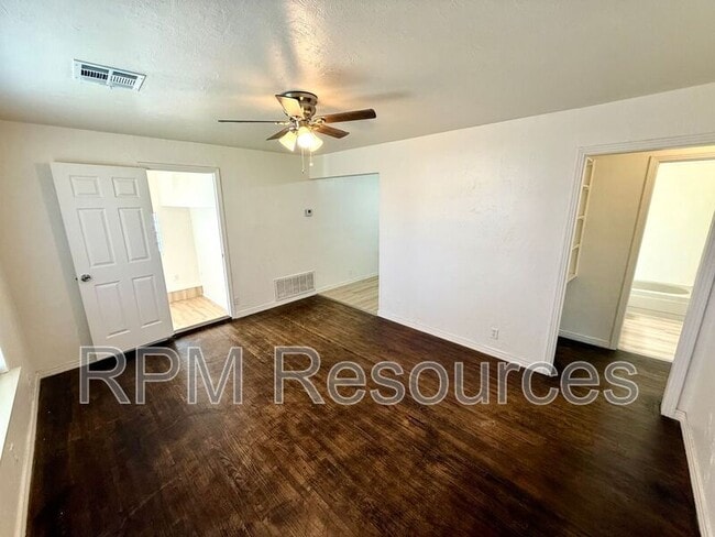 Building Photo - 6715 NW 27th St