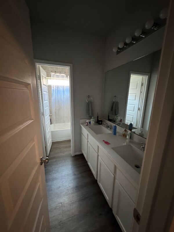 Building Photo - 8434 Baywatch Cir