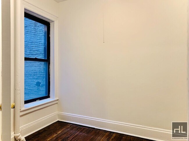 Foto del edificio - YORK AVENUE