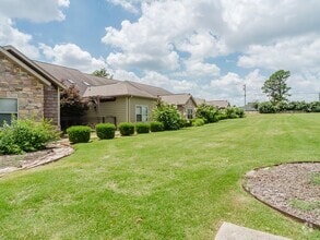 Building Photo - 2007 S Dixieland Rd