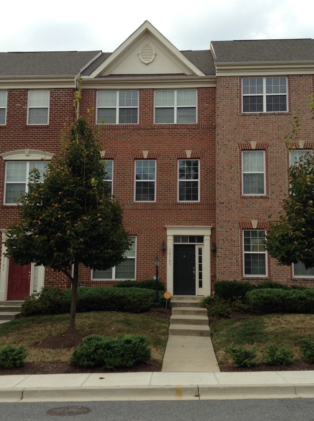 12703 Gladys Retreat Circle, Bowie, MD 20720 Townhouse for Rent in Bowie, MD
