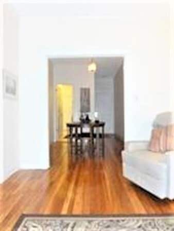 Building Photo - 153 Strathmore Rd