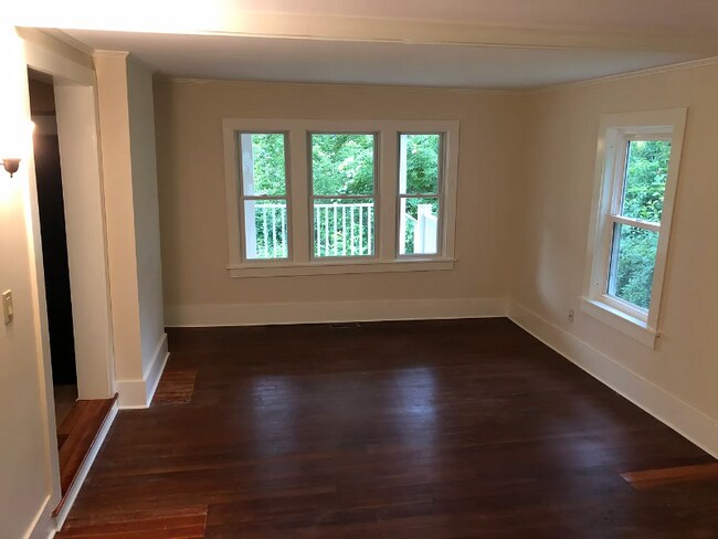 Foto del edificio - 10 Highland Ave