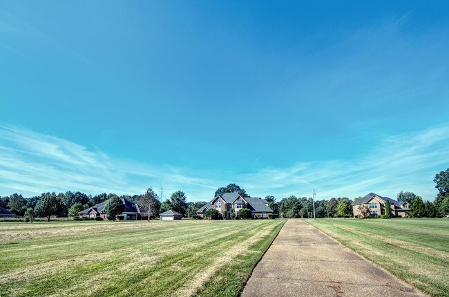 Building Photo - 229 Levon Owens Dr