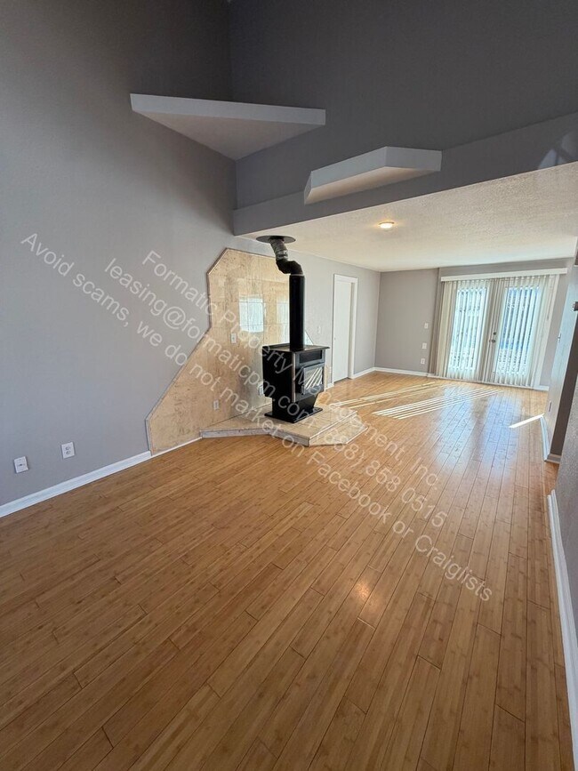 Foto del edificio - 17998 E Bellewood Dr