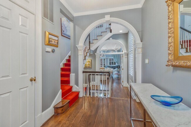 Foto del edificio - 3230 Volta Pl NW