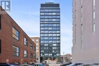 Building Photo - 458-458 Richmond St W